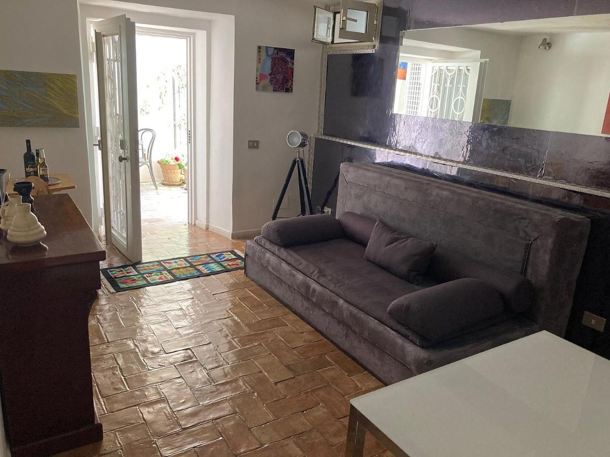 Residenza Le Rose Villa D'Arte Napoli Eksteriør billede