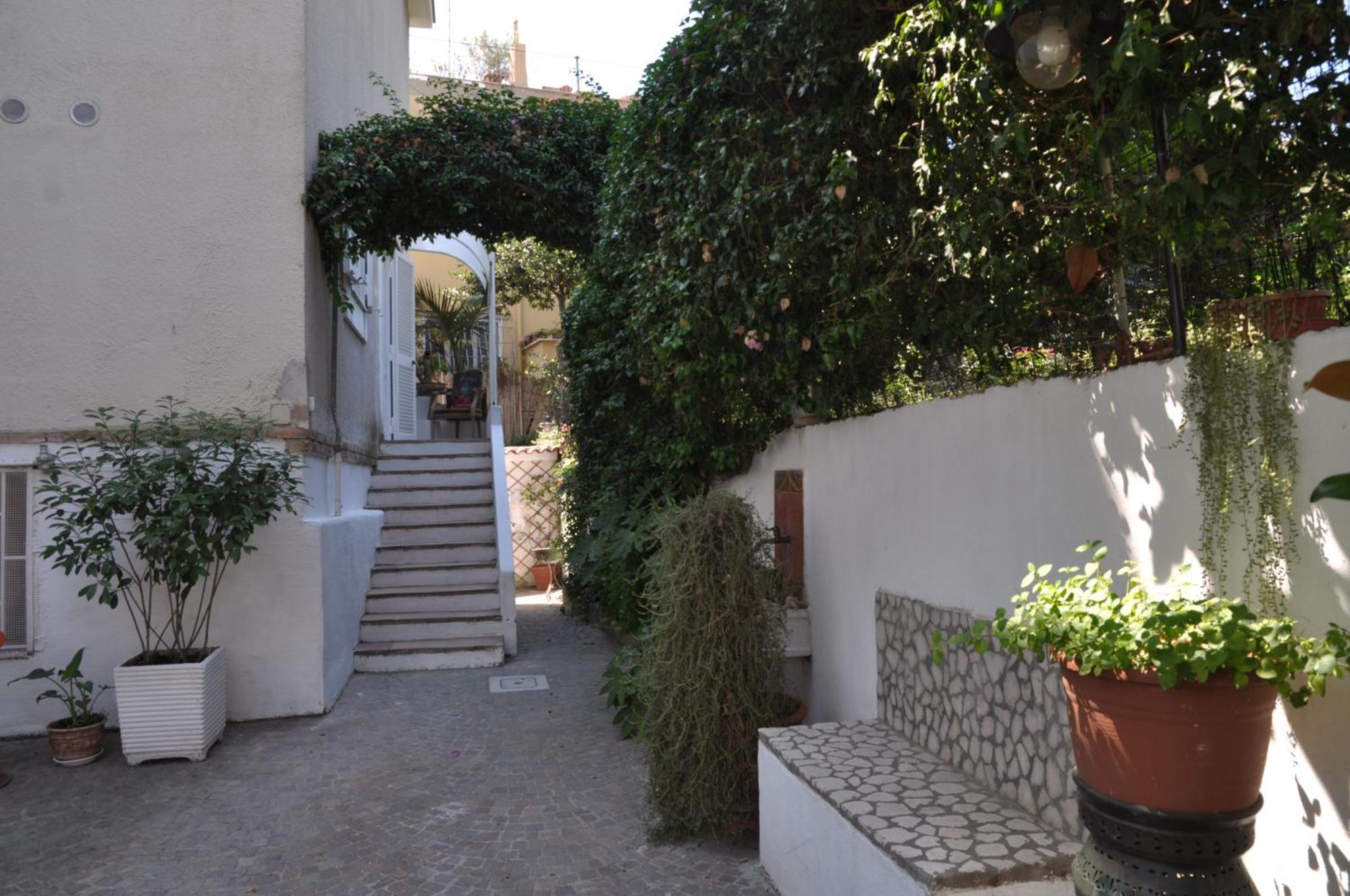 Residenza Le Rose Villa D'Arte Napoli Eksteriør billede