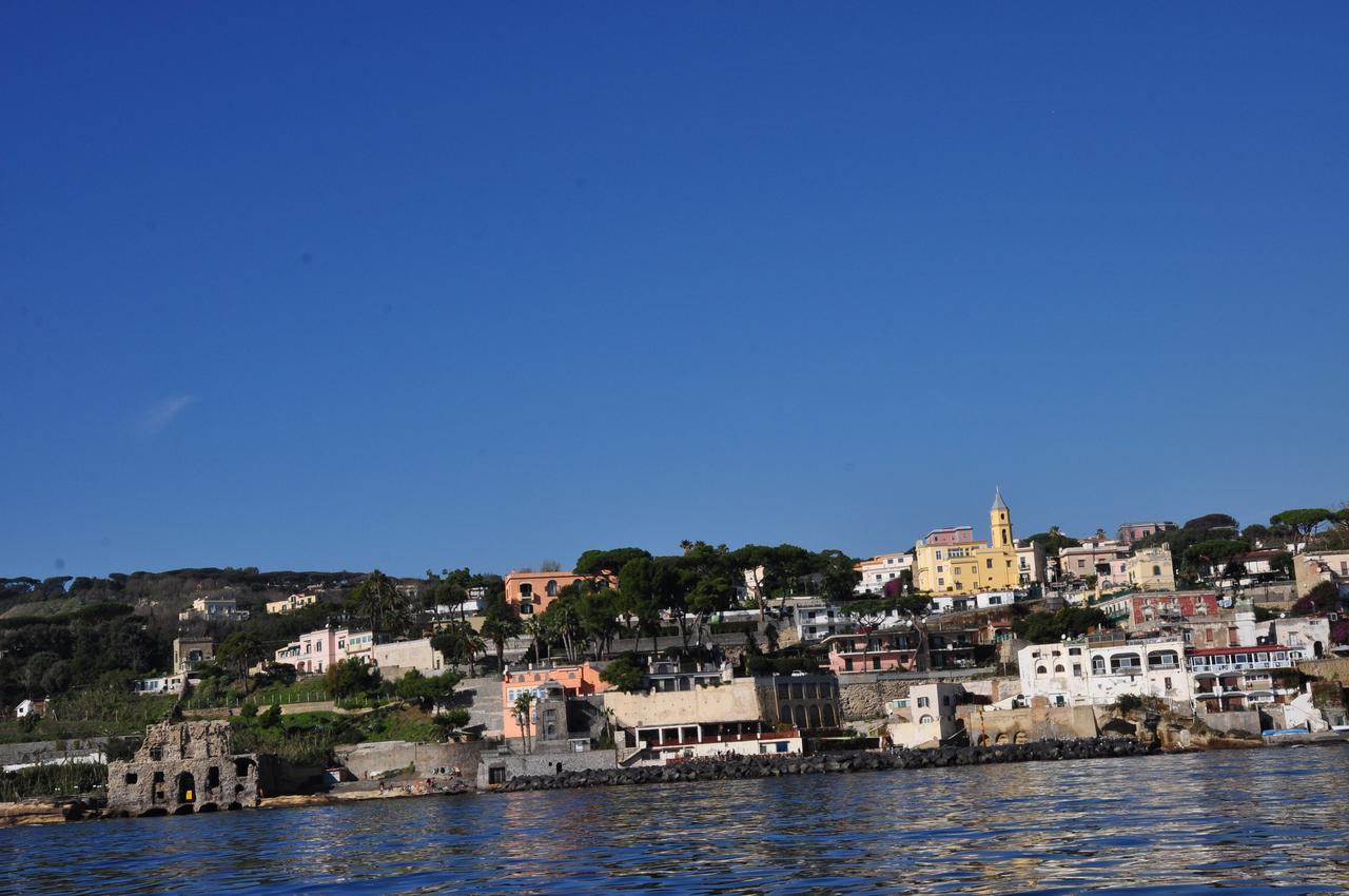 Residenza Le Rose Villa D'Arte Napoli Eksteriør billede